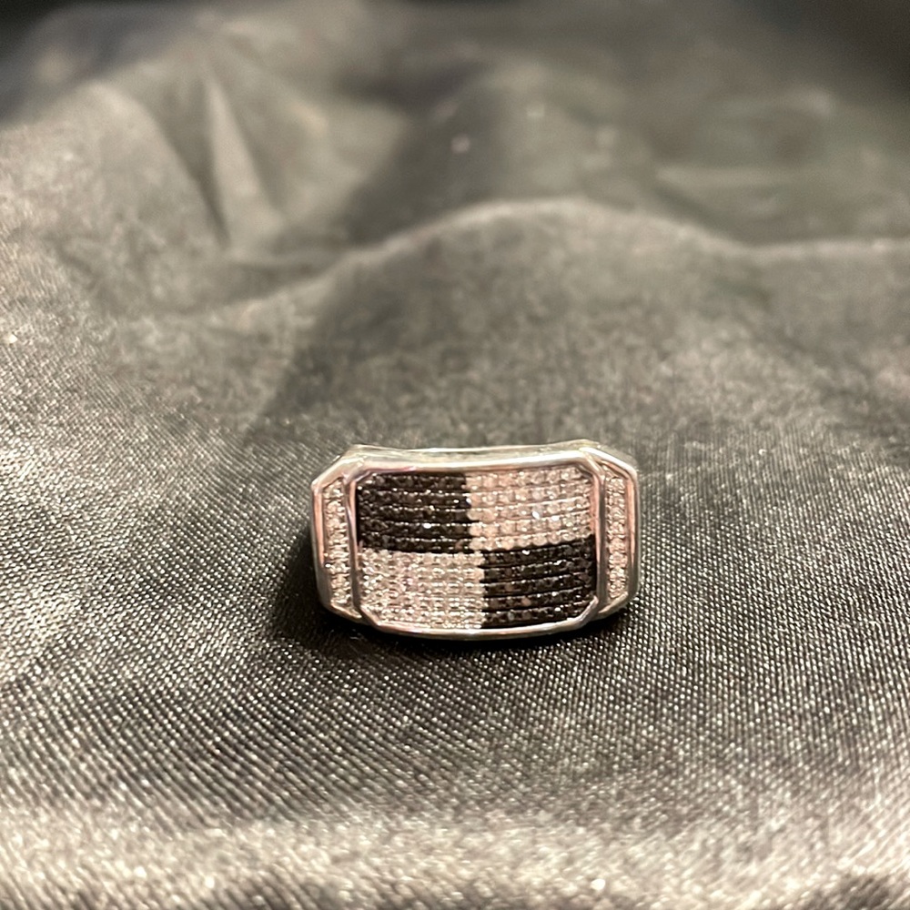 Men’s  Genuine White and Black Diamond sterling silver Ring